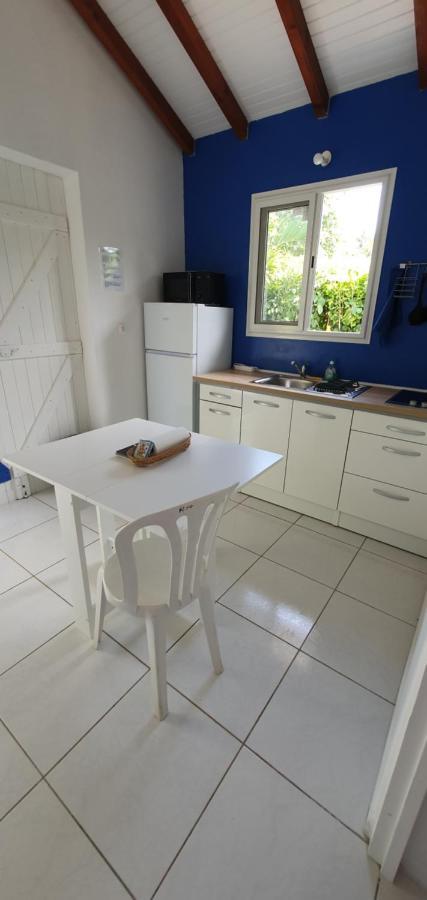 Les Cottages De Roseau Capesterre Belle Eau Bagian luar foto