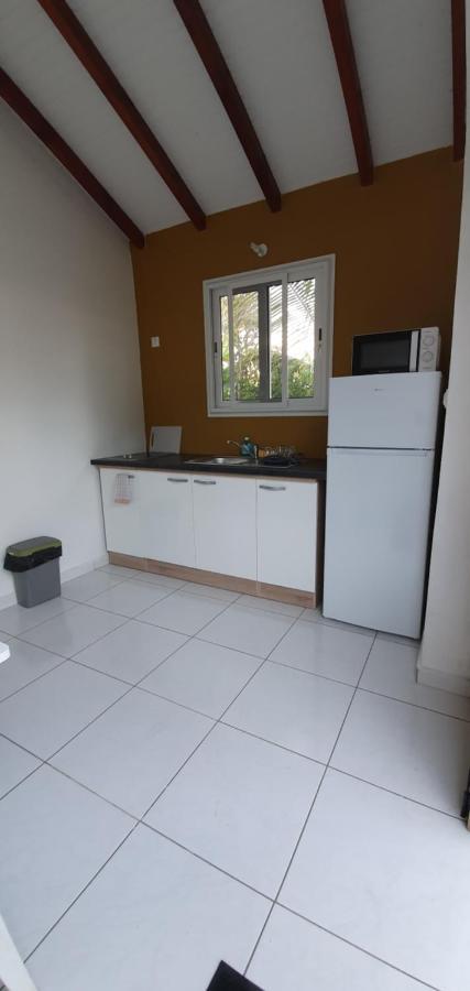 Les Cottages De Roseau Capesterre Belle Eau Bagian luar foto